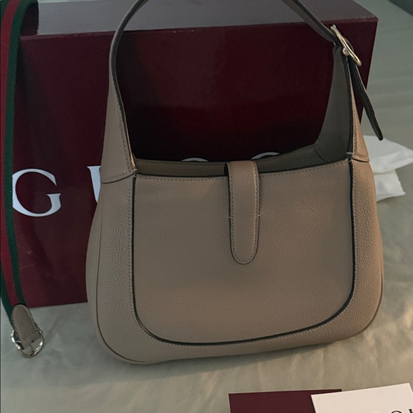 Gucci Beige Leather Shoulder Bag - Picture 3 of 4